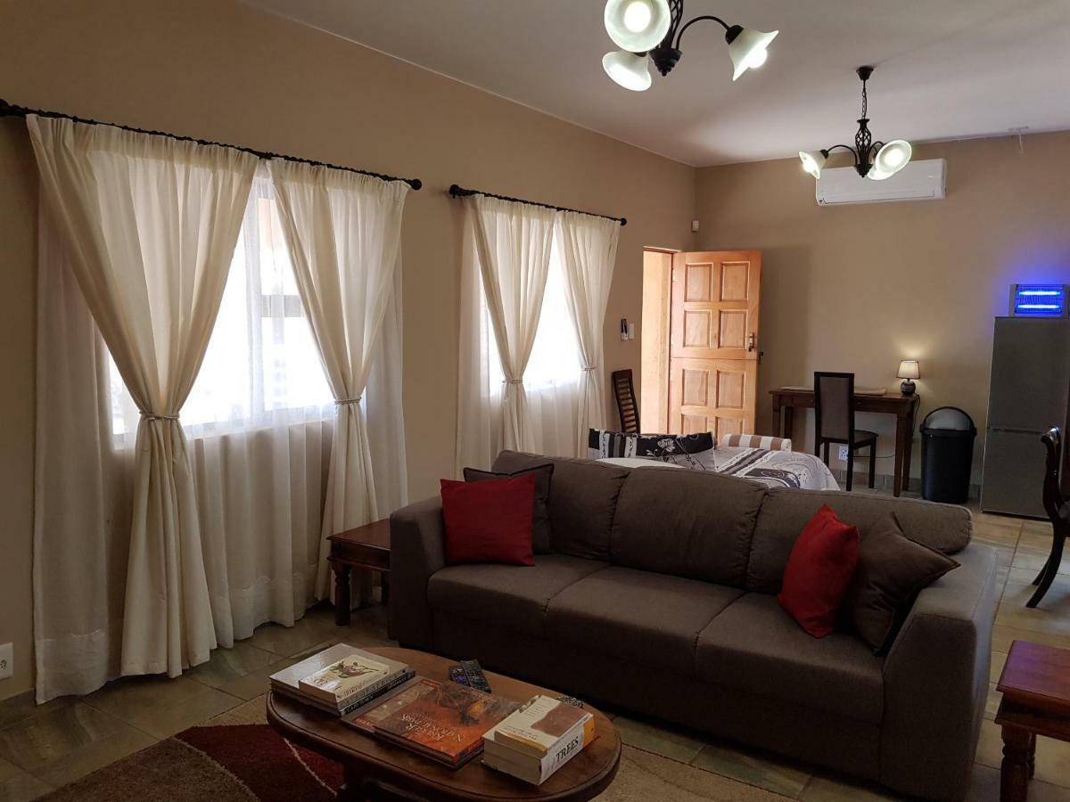 Cottage Lenise Phalaborwa Exterior photo